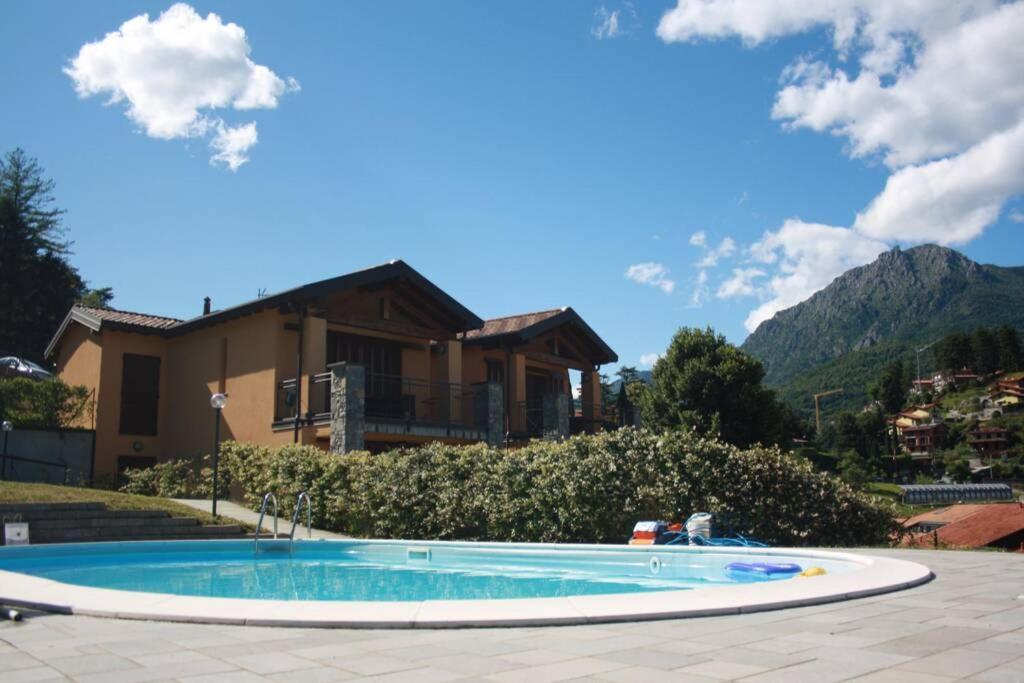Piscina E Vistalago Crocemenaggio Cir 013145-00318 المظهر الخارجي الصورة