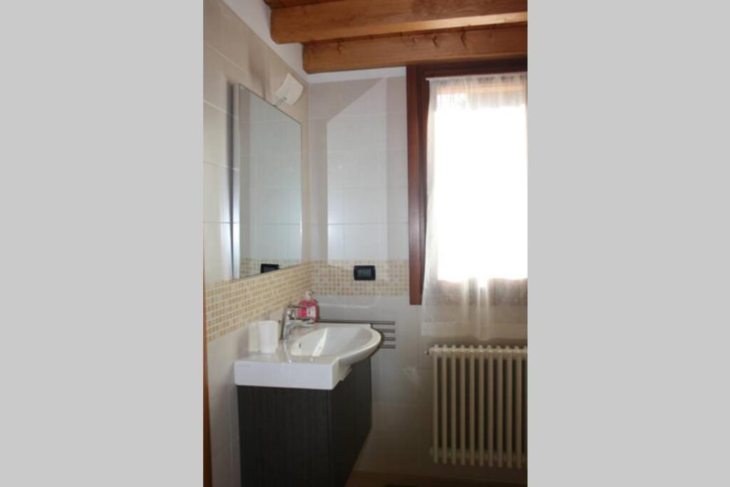 Piscina E Vistalago Crocemenaggio Cir 013145-00318 المظهر الخارجي الصورة