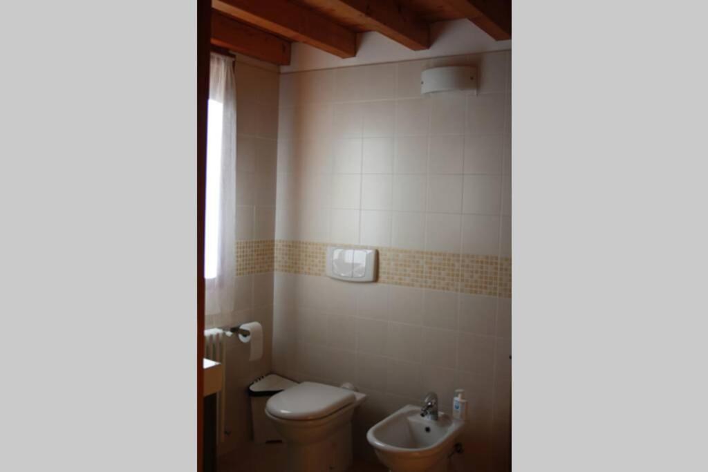 Piscina E Vistalago Crocemenaggio Cir 013145-00318 المظهر الخارجي الصورة